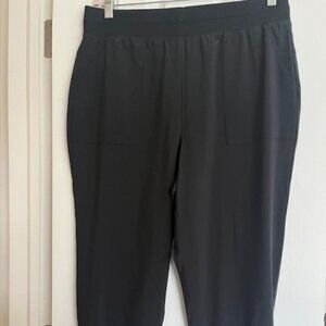 T By Talbots Womens Black Joggers Pants Size LP Stretch Comfort Pockets Cuffed